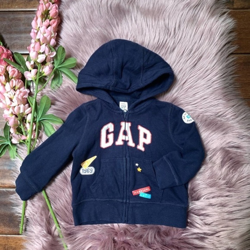 Gap▪️Boys‎ Zip front Hoodie. 12-18 mo